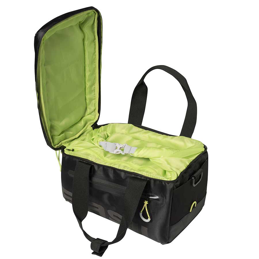 Basil Miles Trunk Bag 7L Black/Lime