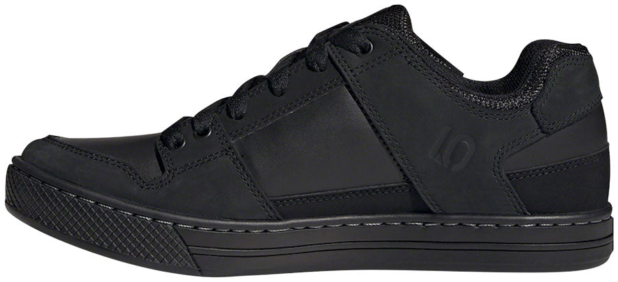 Five Ten Freerider DLX Flat Shoes - Men's Core BLK / Core BLK / Gray Three 10.5