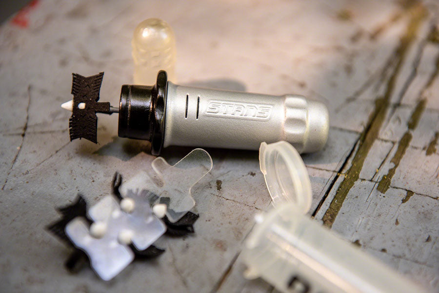 Stan's Dart Tool - Tubeless Tire Plug Kit