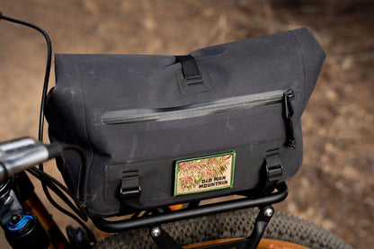 Old Man Mountain Juniper Trunk Bag Black