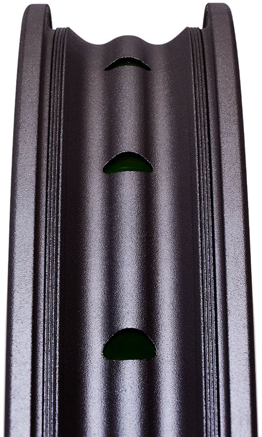 Spank Spike 369 Rim - 27.5" Disc Black 32H