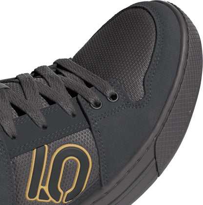 Five Ten Freerider Flat Shoes - Men's Charcoal/Oat/Carbon 9
