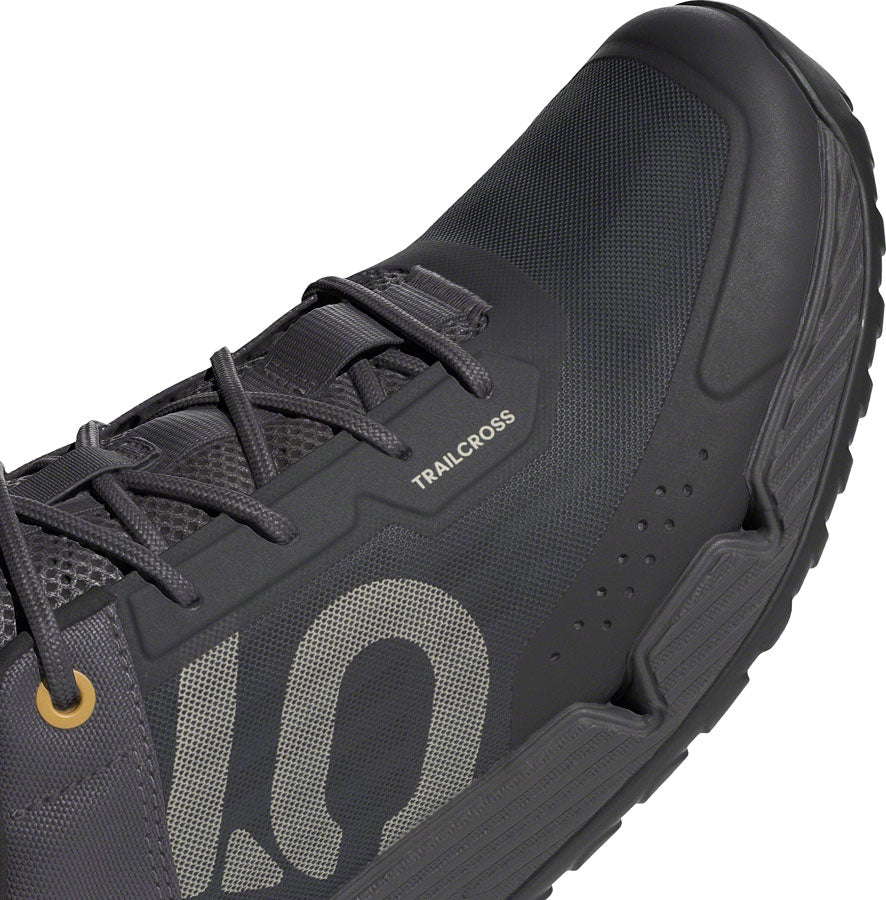 Trailcross LT Shoes - Men's Charcoal/Putty Gray/Oat 9