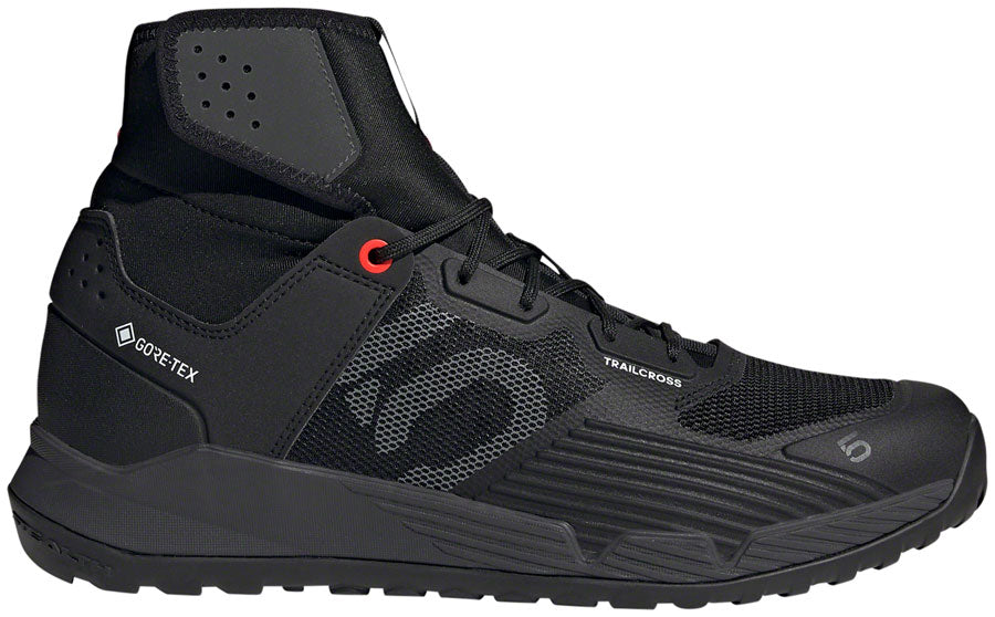 Five Ten Trailcross GTX Flat Shoes - Men's Core BLK / DGH Solid Gray / FTWR White 10